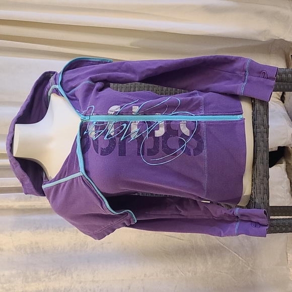 ๐ Free With Purchase ๐ - Picture 1 of 3